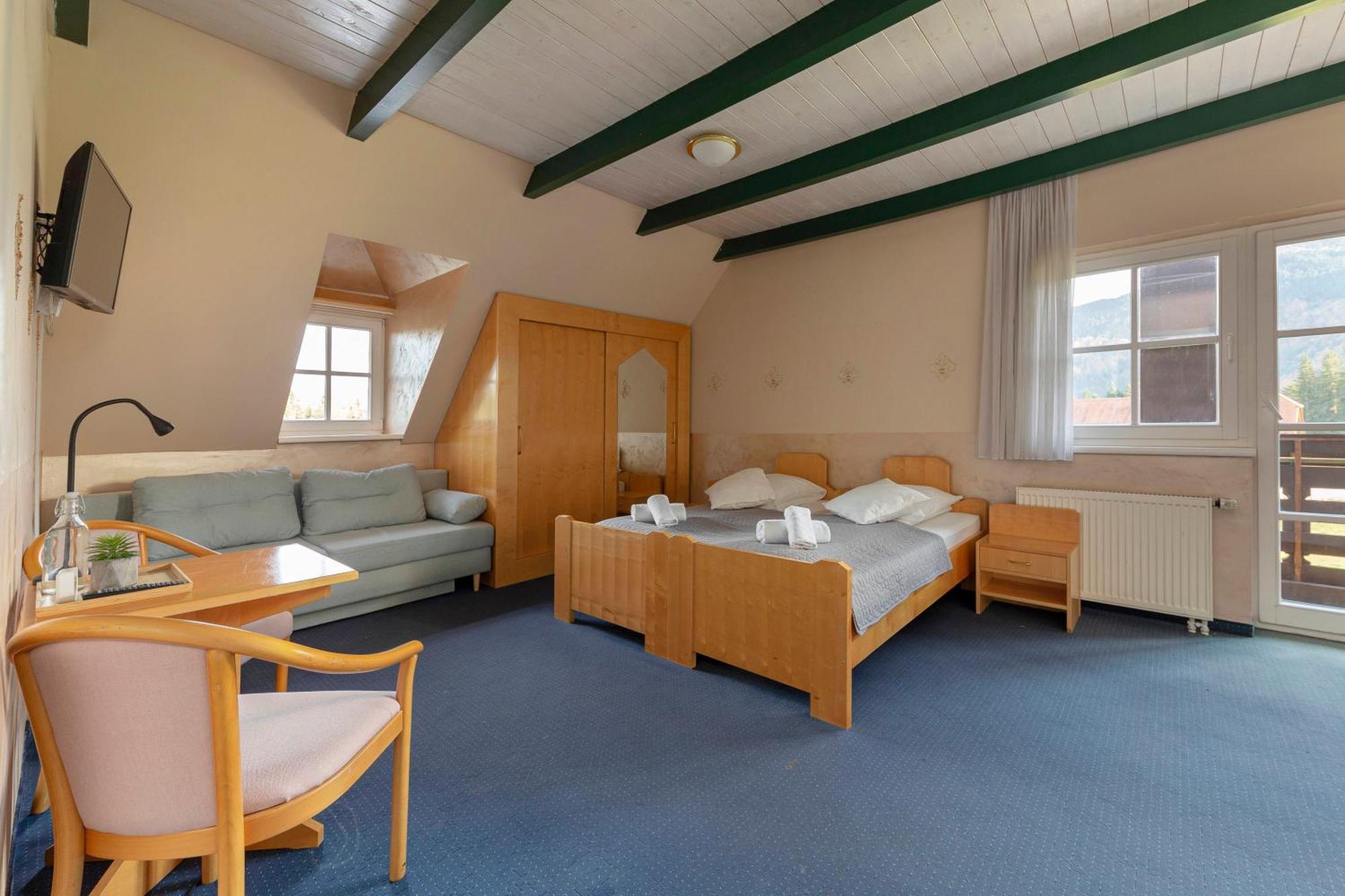 Hotel Burger Venise Recica ob Savinji Exteriör bild