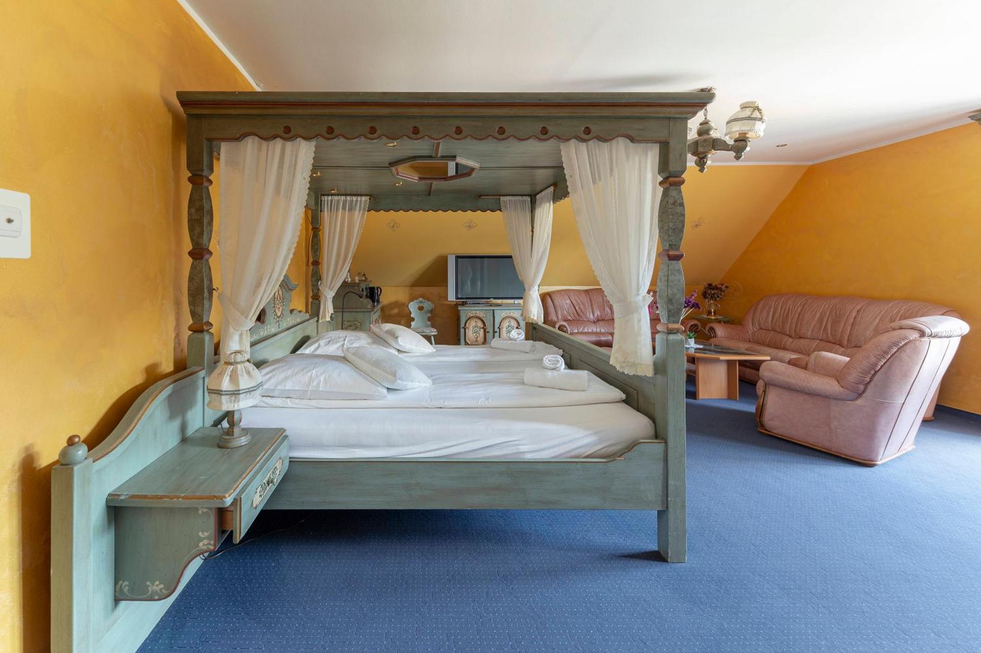 Hotel Burger Venise Recica ob Savinji Exteriör bild